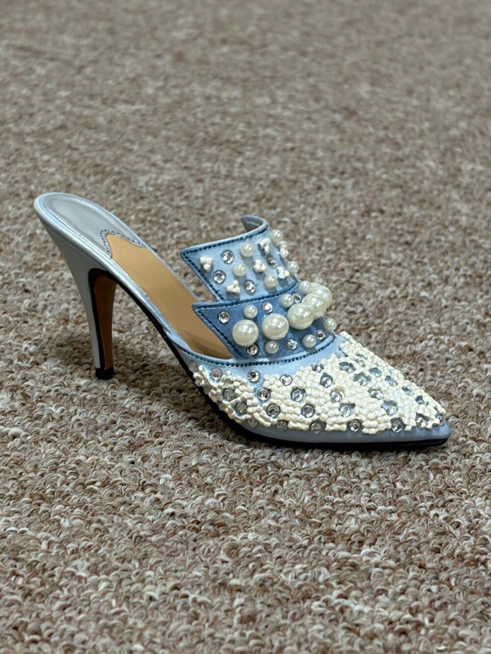 Just The Right Shoe Frosted Fantasy Figurine
